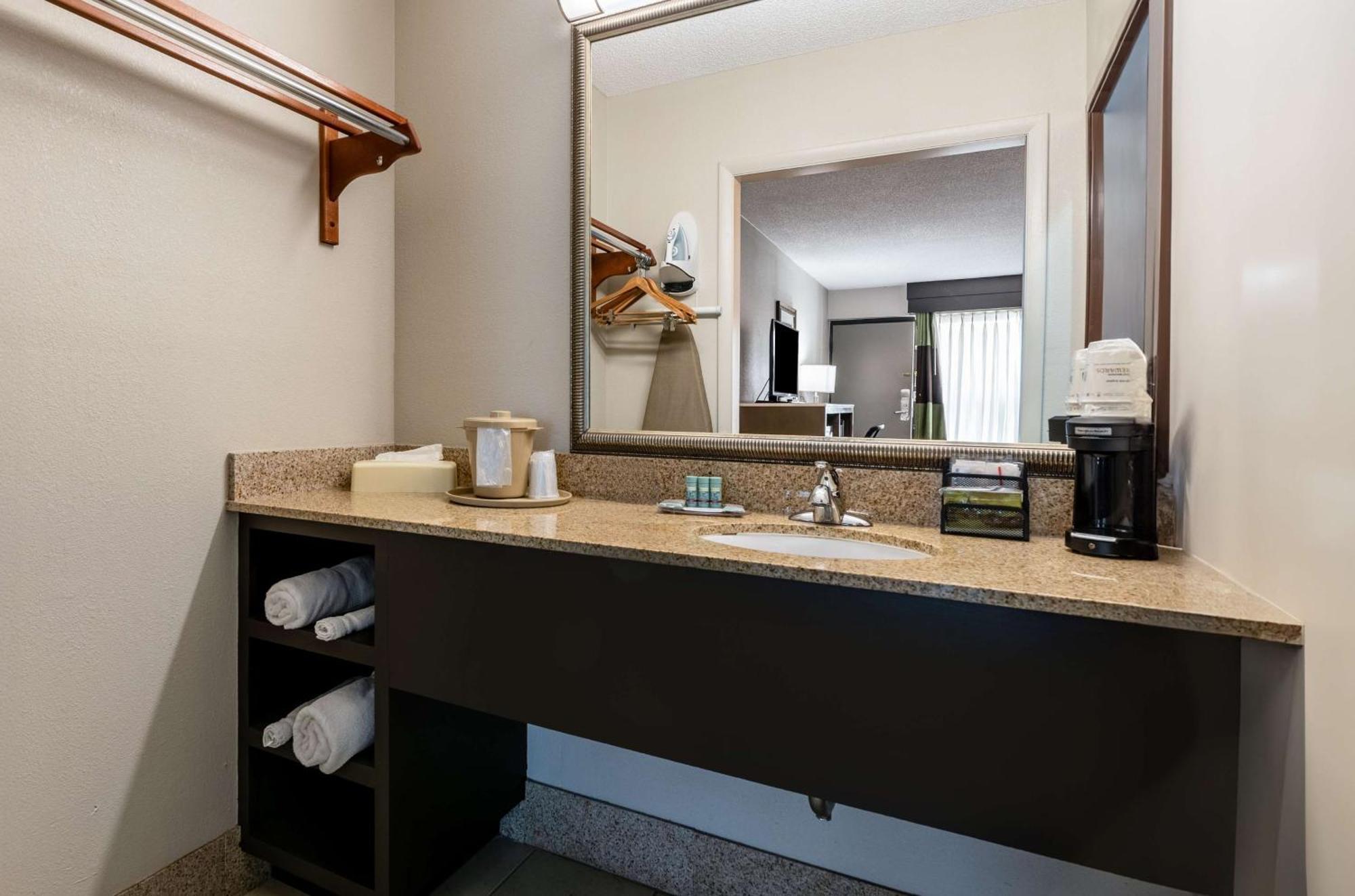 Best Western - Fayetteville Ngoại thất bức ảnh