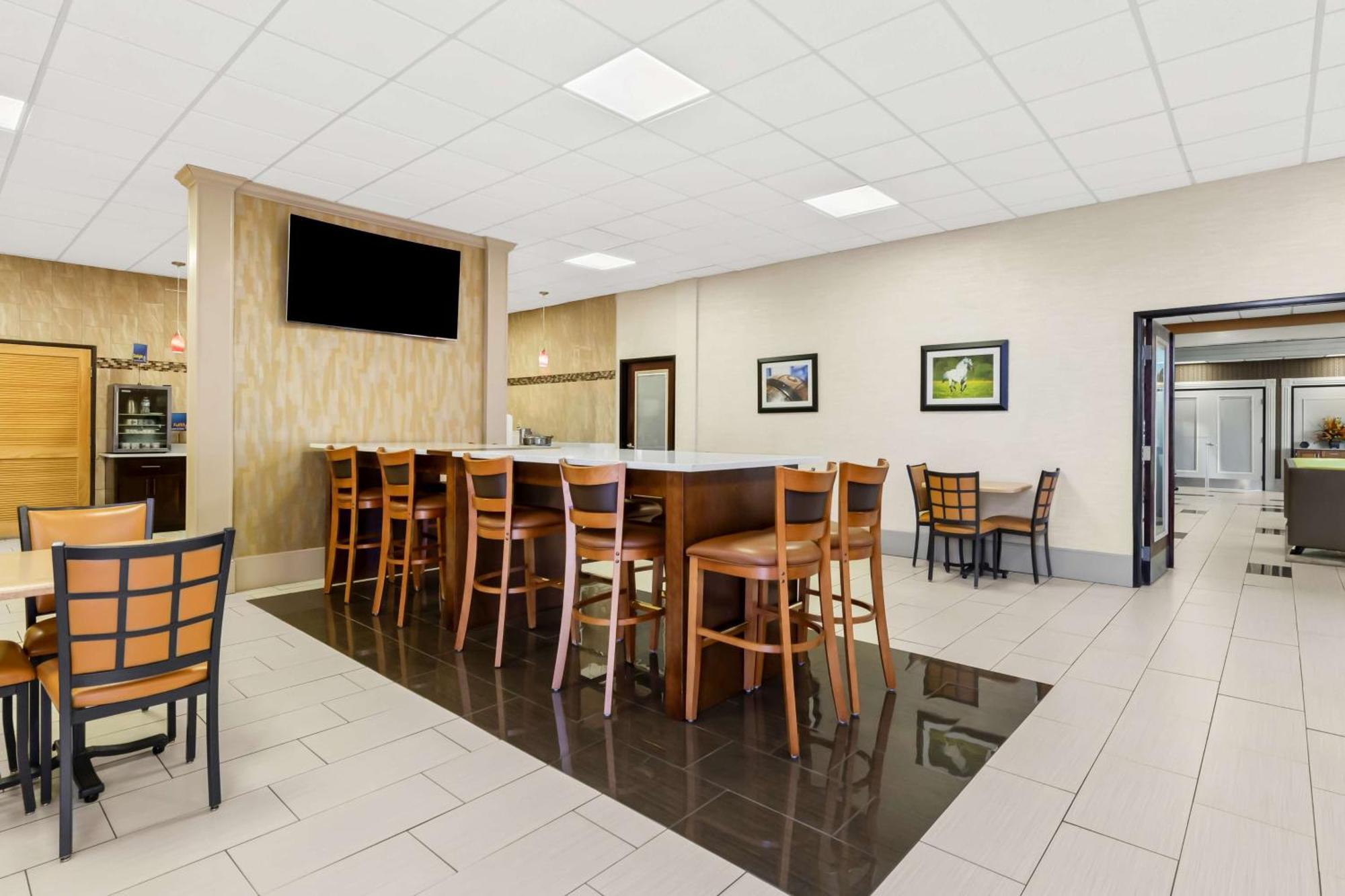 Best Western - Fayetteville Ngoại thất bức ảnh